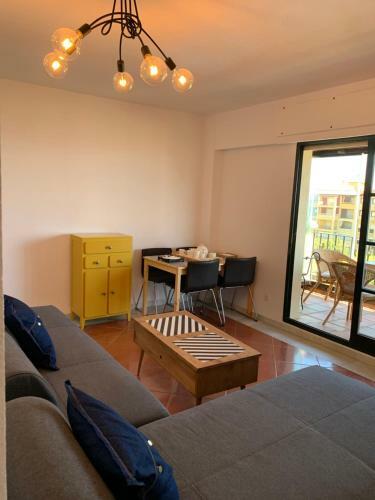 Apartamento Mirando Al Mar. Primera Linea De Playa