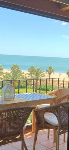 Apartamento Mirando Al Mar. Primera Linea De Playa
