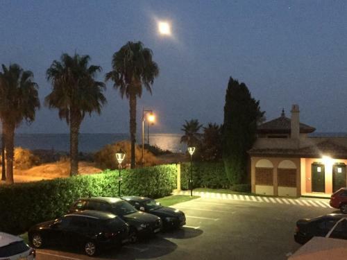 Apartamento Primera Linea de Playa Con Vistas Al Mar