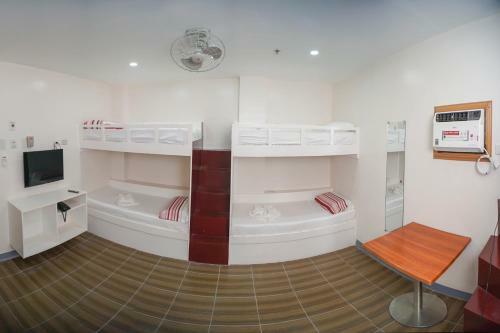 Hotel Fb Dormitel Suites