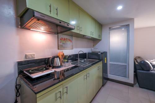 Hotel Fb Dormitel Suites
