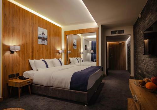 Monarch Hotel Amman