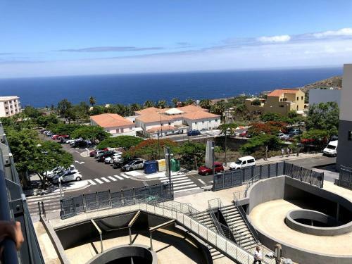 Apartamento Con Terraza En La Magalona