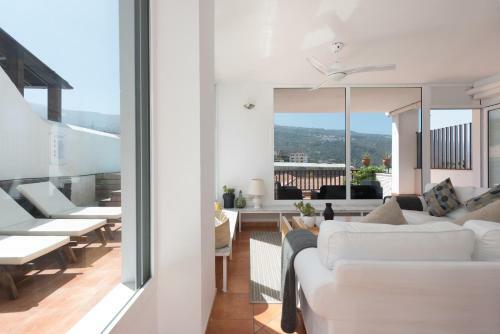 Apartamento Superior C: Private Pool & Concierge