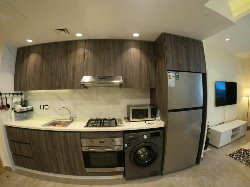 Luxury Apartment In Damac Towers