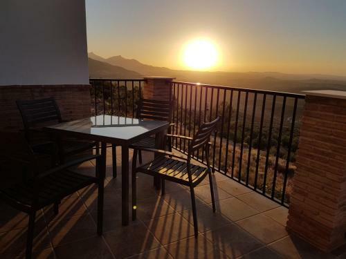 Apartamentos Rurales La Dehesa Del Acebuche