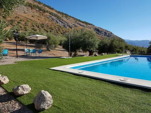 Apartamentos Rurales La Dehesa Del Acebuche