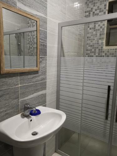 Turquoise Furnished Apartments