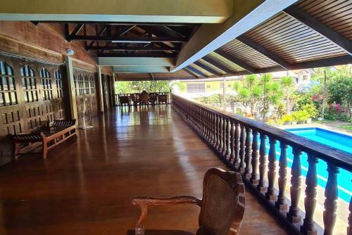 Villa Spacious Spanish-style Resort In Pansol Laguna