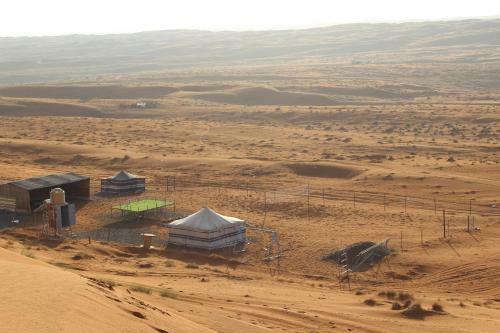 Alshmokh Camp