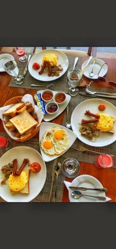 Hotel Riverbank Resort Gampola