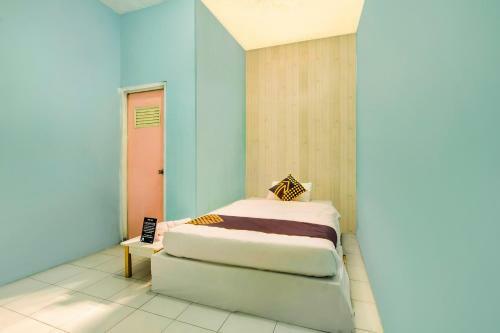 Hotel Spot On 2384 Pondok Nabil