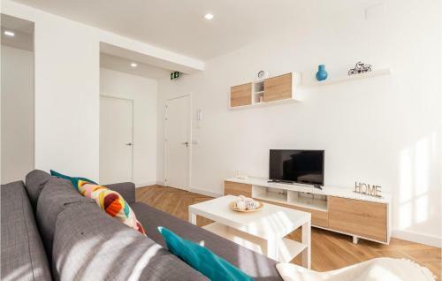 Beautiful Apartment In La Algaba With Wifi And 3 Bedrooms