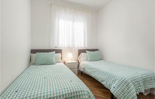 Beautiful Apartment In La Algaba With Wifi And 3 Bedrooms
