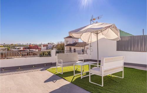 Beautiful Apartment In La Algaba With Wifi And 3 Bedrooms