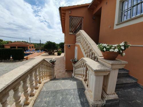 Villa Ca�n Roser