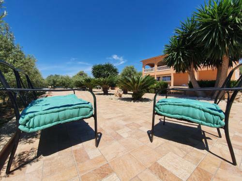 Villa Ca�n Roser