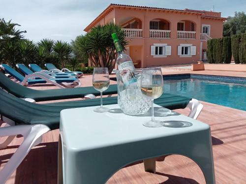 Villa Ca�n Roser