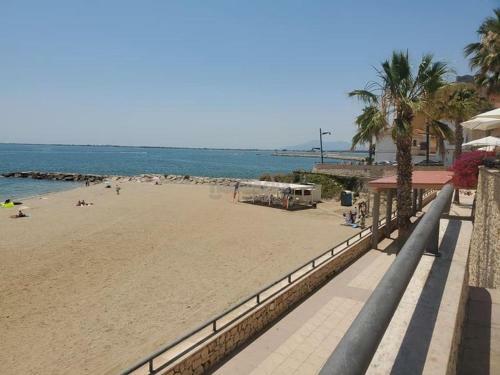 Apartamento Junto Al Mar - Apartment By The Sea