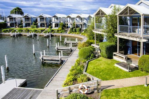 Captains Cove Waterfront Apartments