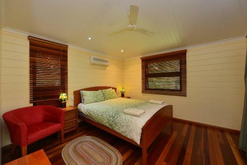 Bushland Cottages And Lodge
