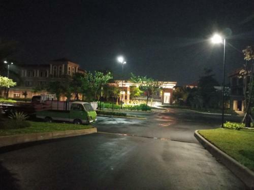 Podomoro Golf View Apartemen Room Cozy