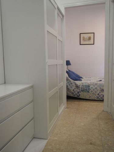 Apartamento Casa Valientes A - Free Private Parking, Wifi & AC