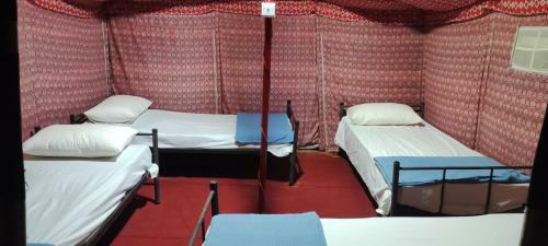 Sandglass Camp