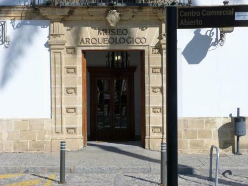 Apartamento Cream Loft. Siente Jerez. Parking+wifi+netflix