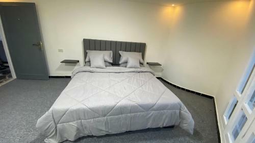 Ruins Wall Hotel&hostel - Ruins View