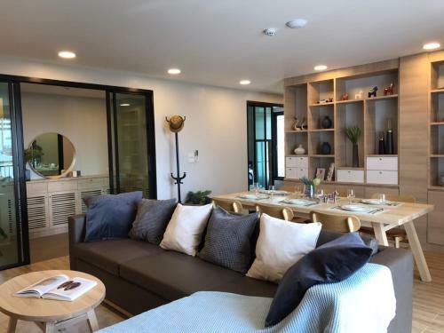 Apartamento Glory Sukhumvit -asoke- Prompong- Bts- Mrt