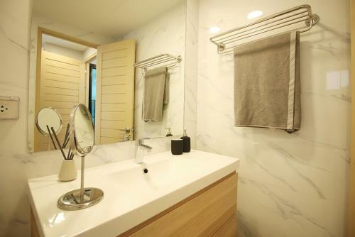 Apartamento Glory Sukhumvit -asoke- Prompong- Bts- Mrt