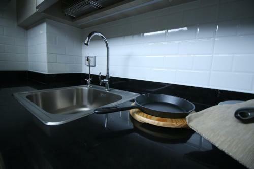 Apartamento Glory Sukhumvit -asoke- Prompong- Bts- Mrt