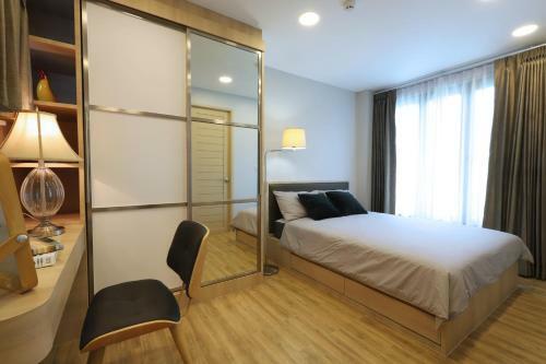 Apartamento Glory Sukhumvit -asoke- Prompong- Bts- Mrt
