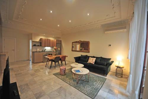Apartamento Los Corceles Casa Palacio