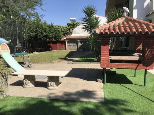 Luxury Villa Jerez 850m2 - Oasis With Private Pool & Gardens