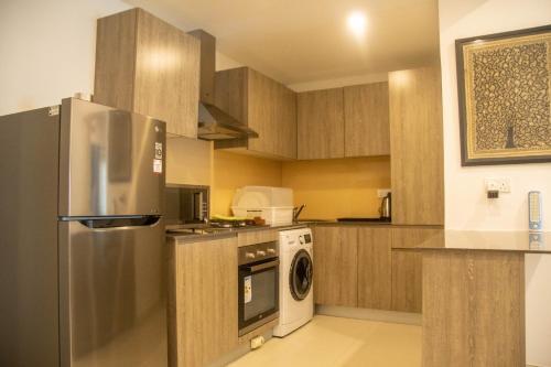Apartment 10