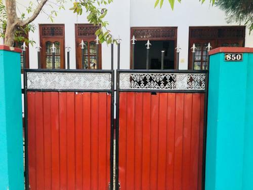 Hikkaduwa Backyard Beach Homestay