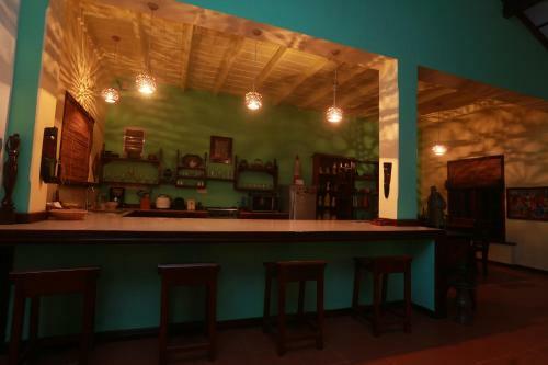 Bed & Breakfast Royal Mangroves Villa