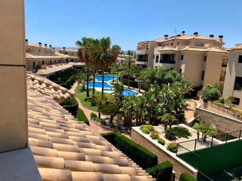 Acogedor, Nuevo Adosado Junto Al Mar