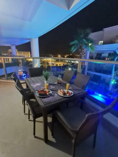 Sweet Apartment With Balcony In Luxury Complex