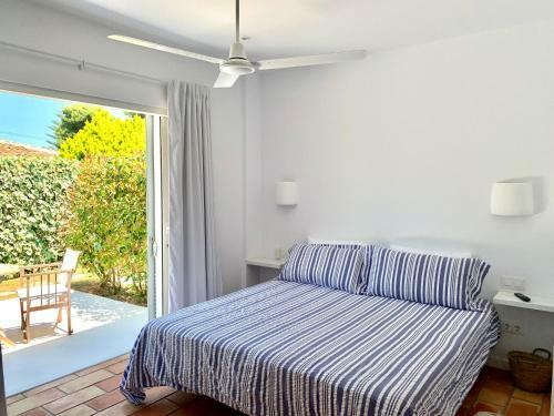 Habitaci�n Con Jard�n Y Terraza En El Tosalet
