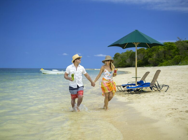 Hotel Green Island Resort