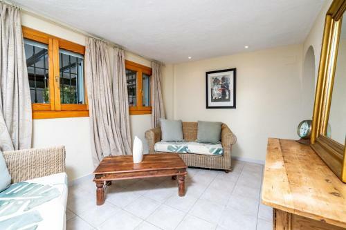 Villa Scenic By Westbeckvillas