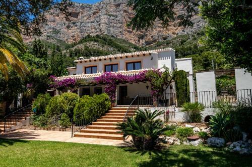 Villa Scenic By Westbeckvillas
