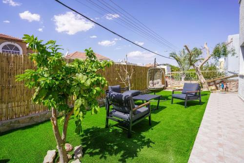Yantoria Green Garden Villa