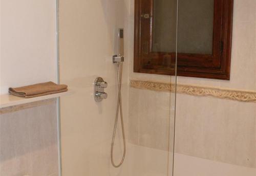 Villa Up To 8 Sleeps 4 Bedrms 2