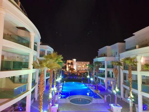 La-palmore Luxury Apart-residense Resort First Line Seaside