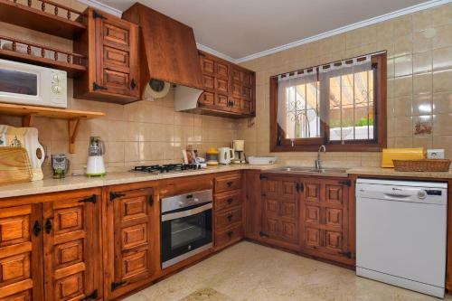 Villa Margarita - A Tranquil Oasis With Large Private Pool