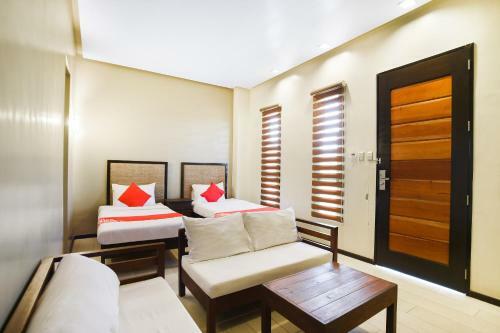Hotel Vaccinated Staff - Oyo 425 Residences By Sirc
